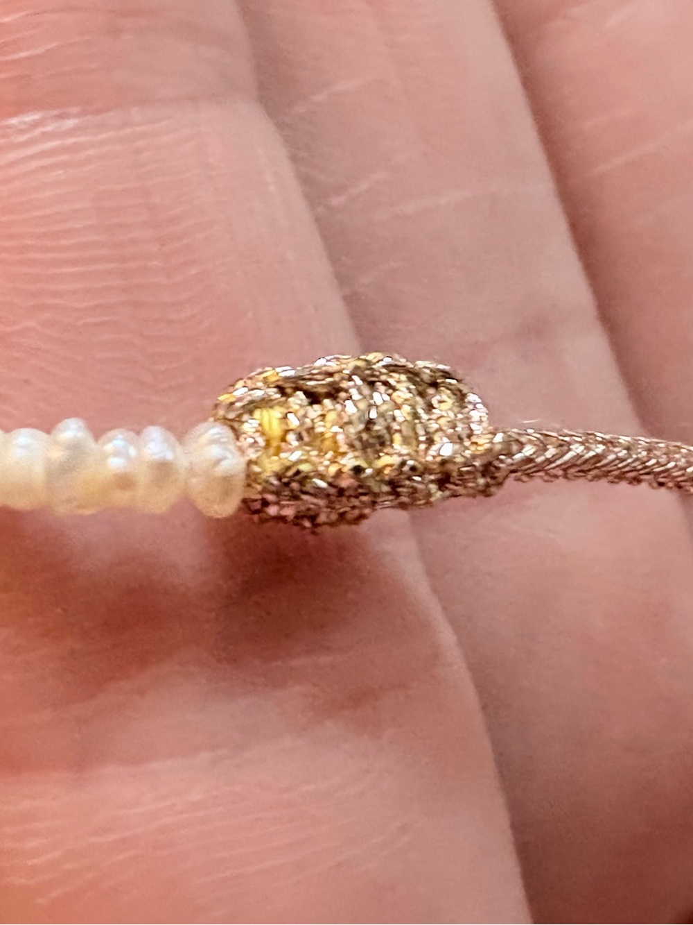 MEW Maayaz MINI JOHER Pearl & Gold Thread Bracelet Adjustable - Picture 9 of 9
